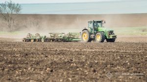 На півдні України спостерігається дефіцит ґрунтової вологи