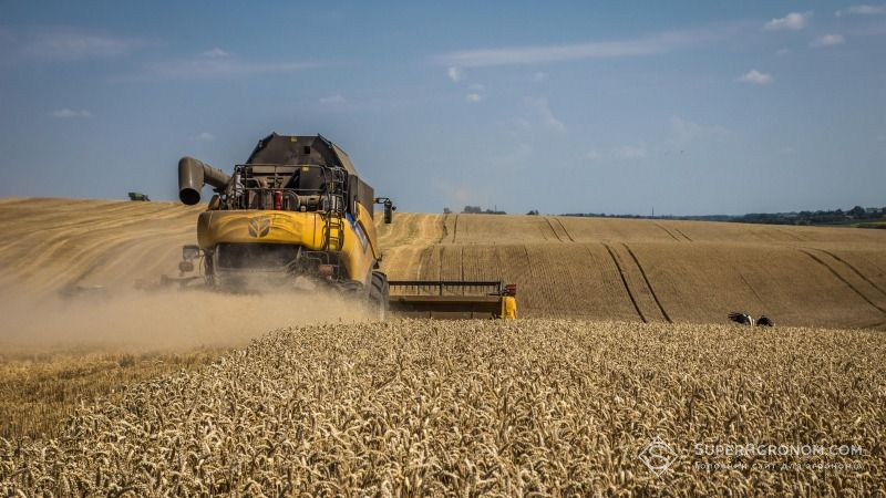 Валовий збір зерна на Запоріжжі сягнув позначки 2 мільйони тонн
