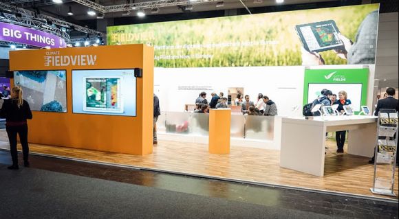 На стендах виставки Agritechnica 2017