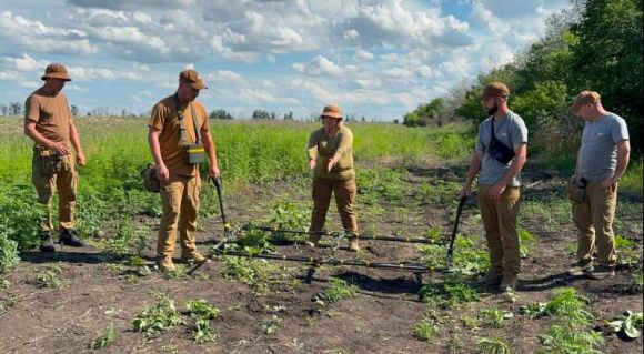 Розмінування полів LANDEX AGRO (Фото: ТОВ «Українські сервіси розмінування»)