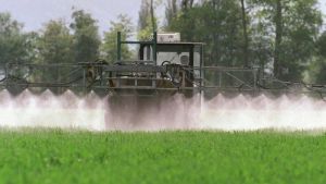 У Швейцарії борються з «пестицидними фермерами»