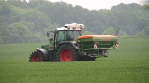 Німеччина вводитиме обмеження на використання азотних добрив