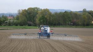 В Україні реформують систему випробувань агрохімікатів та пестицидів