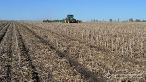 Мінімальний обробіток ґрунту за технологією no-till зменшує викиди CO₂ та витрати аграріїв