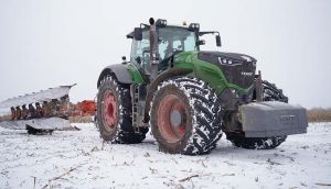 Господарство на Рівненщині економить на пальному 8-11 л/га завдяки потужному трактору 
