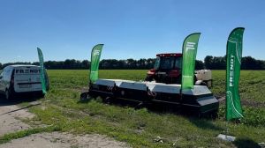 Швейцарський обприскувач EcoRobotix ARA на цукровій кукурудзі