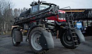 Обприскувач Massey Ferguson 535R