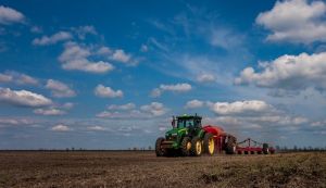 Сівбу соняшнику завершили в одному з господарств Одещини