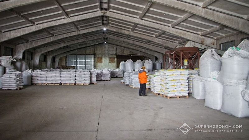 За тиждень українські аграрії придбали майже 90 тис. т добрив