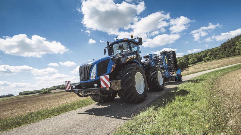 New Holland презентувала новий трактор T9 Auto CommandTM