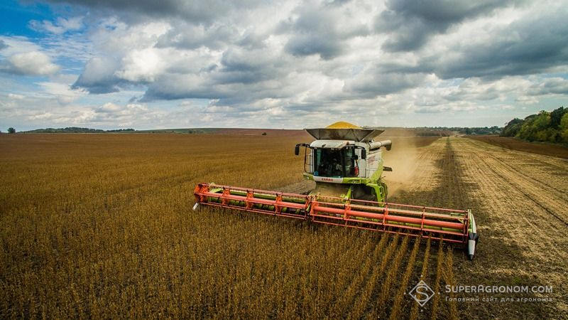 На Черкащині зібрано 3 млн тонн зерна нового врожаю