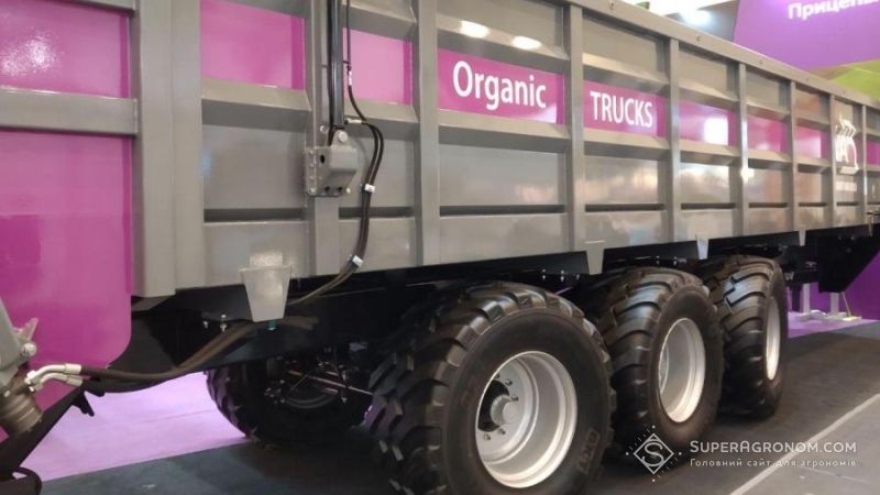 Варіант Агро Буд та Екіпагро проведуть демонстрацію причепа-розкидача Organic Trucks