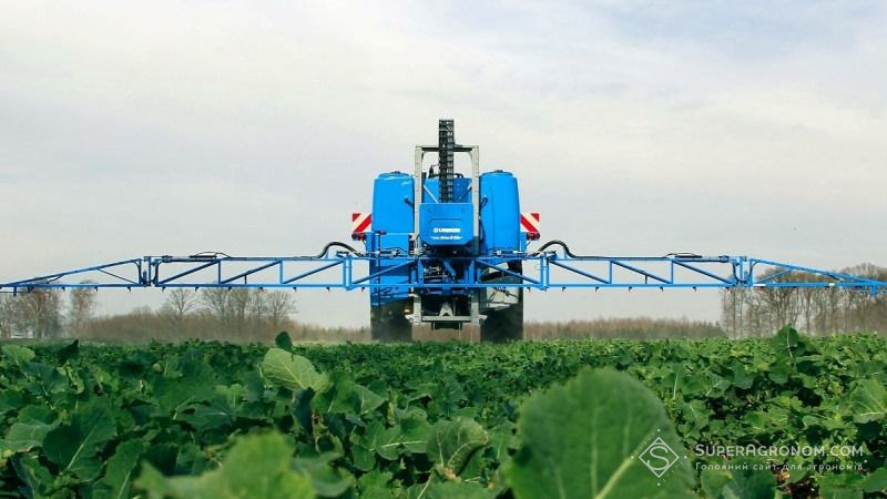 В Україні ініціюють скасування заборони на ввезення незареєстрованих пестицидів