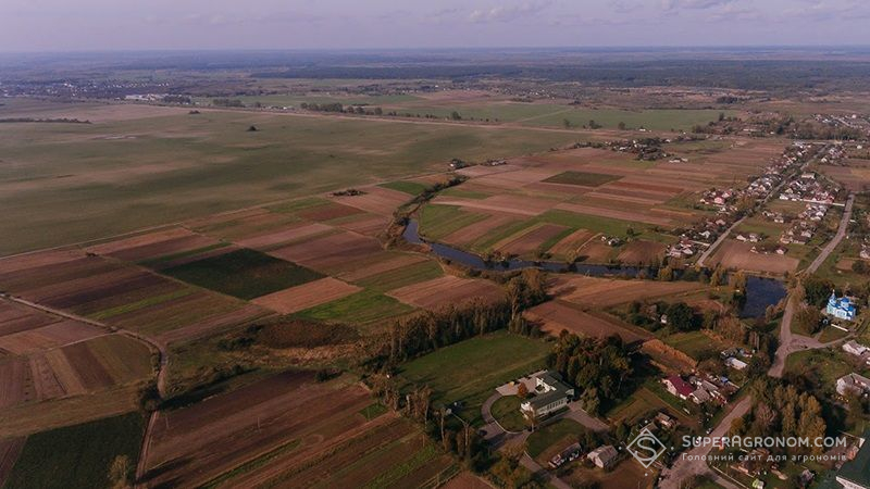 Близько $7,5 тис. за гектар землі сільгосппризначення просять на Дніпропетровщині
