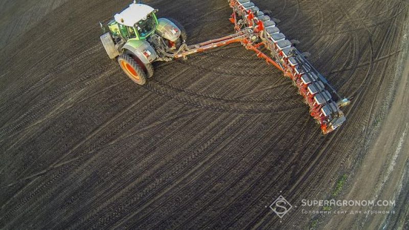 Посівна ярих 2026 розпочалась в ТАС Агро: вперше сіятимуть льон олійний