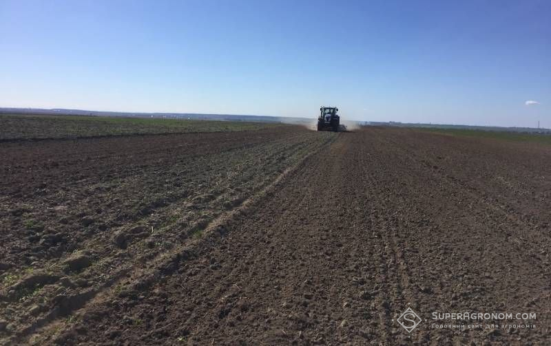 Безплужний обробіток і оранка можуть доповнювати одне одного — досвід польського фермера Безплужний обробіток і оранка можуть доповнювати одне одного — досвід польського фермера