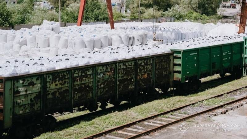 Україна скоротила використання мінеральних добрив майже на 40%