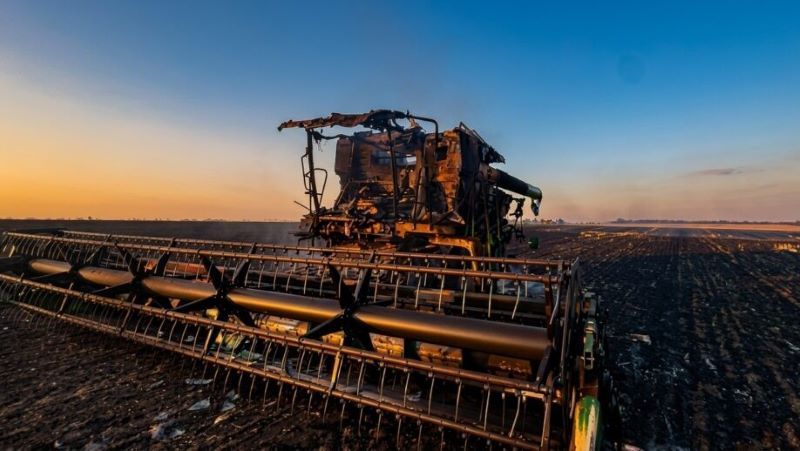 На Донеччині аграрії не ризикують збирати врожай з полів, ціни на зерно не варті ризику На Донеччині аграрії не ризикують збирати врожай з полів, ціни на зерно не варті ризику