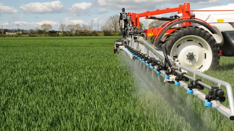 Профілактика отруєння пестицидами та мінеральними добривами